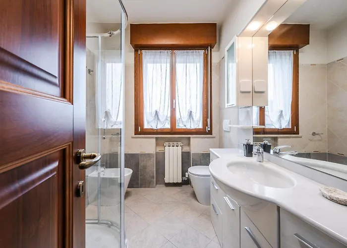 Fiorano A Due Passi Dal Circuito E Dal Museo Ferrari *