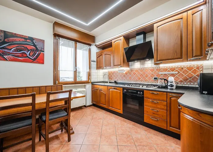 Fiorano A Due Passi Dal Circuito E Dal Museo Ferrari דירה פיוראנו מודנזה